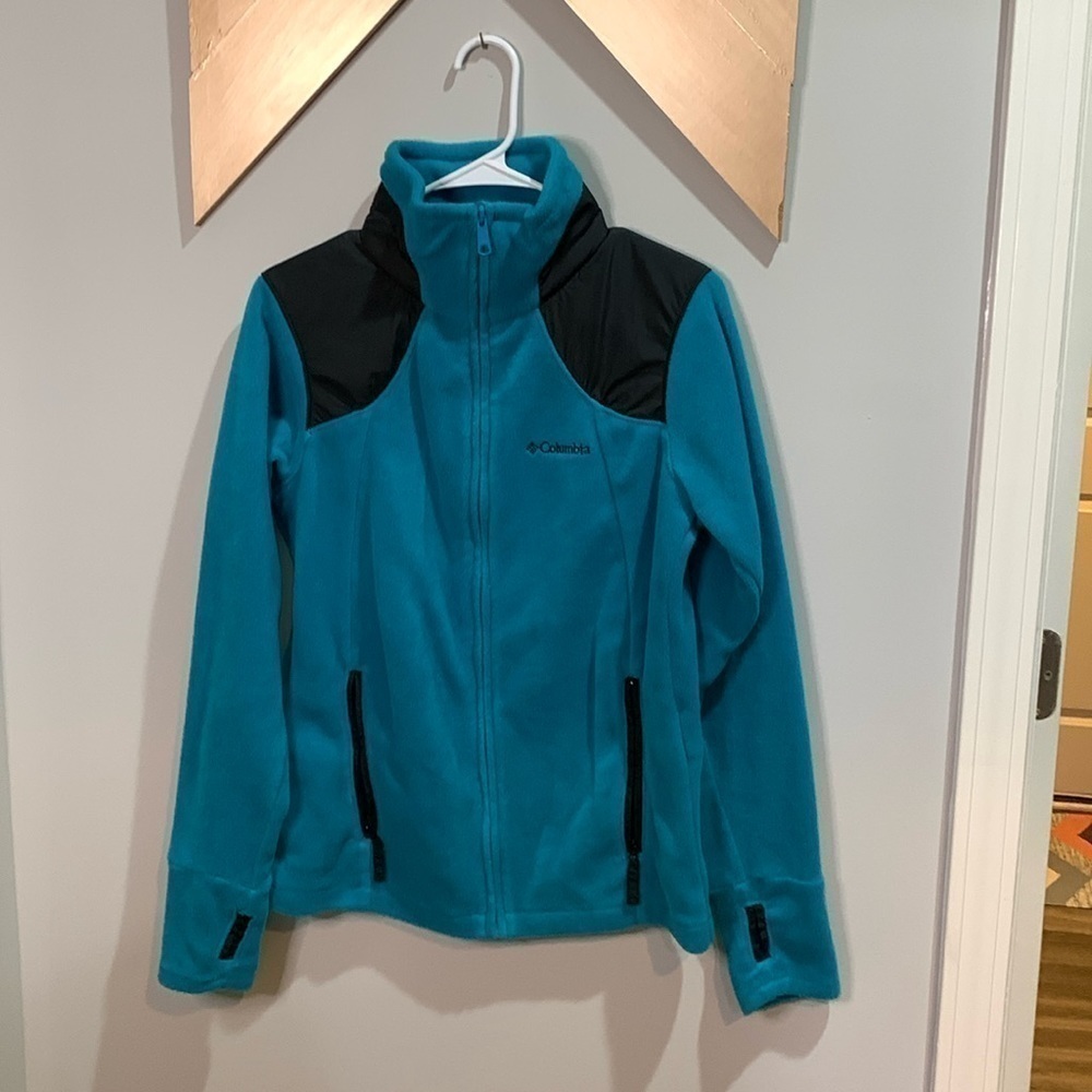 Turquoise blue Columbia fleece size medium
